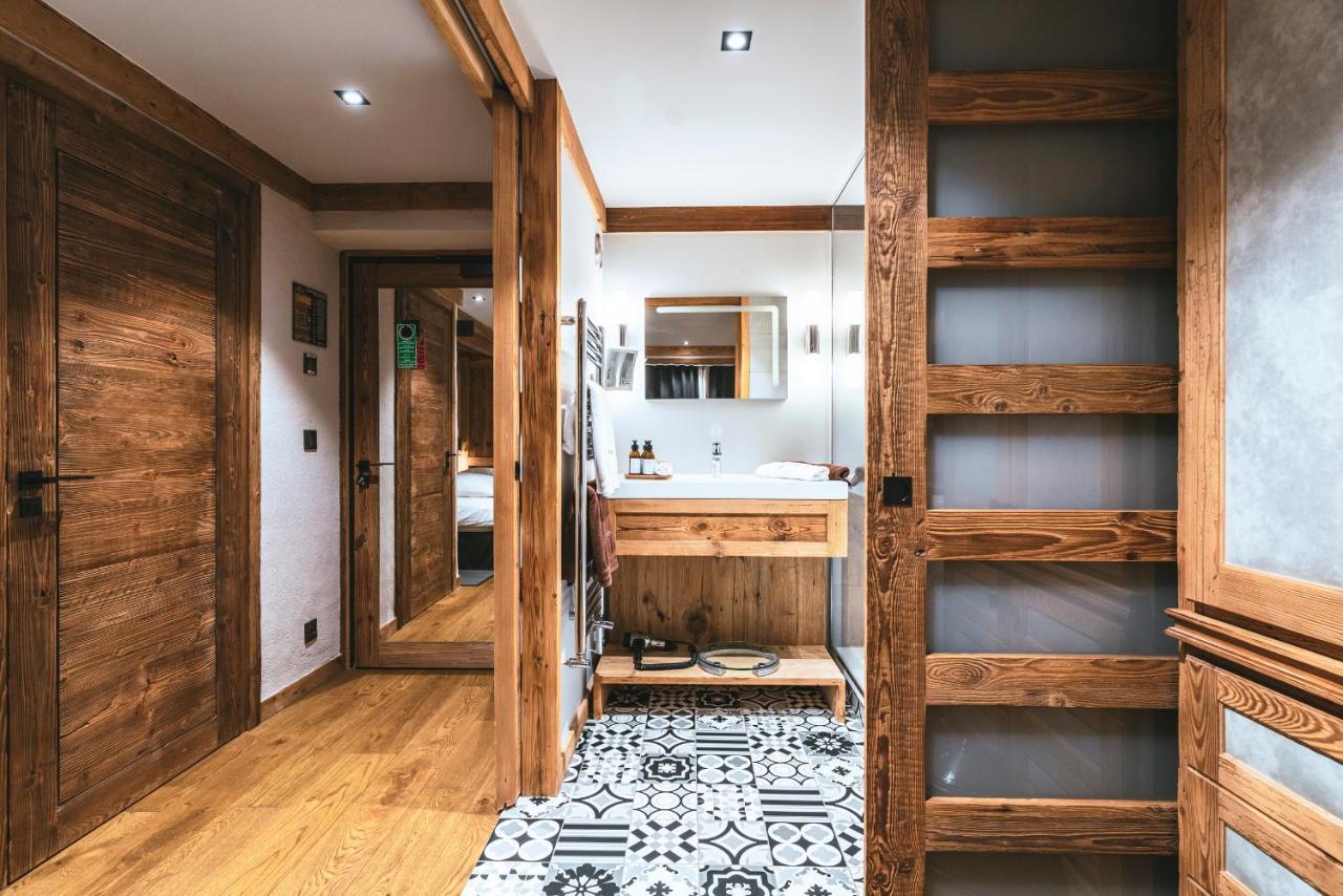 Hotel Les Peupliers Courchevel Eksteriør billede