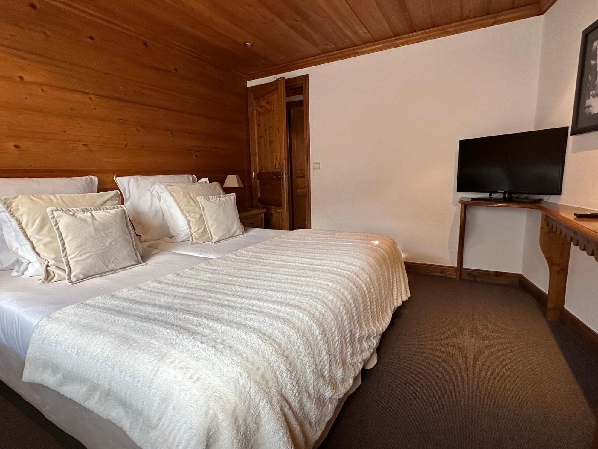Hotel Les Peupliers Courchevel Eksteriør billede
